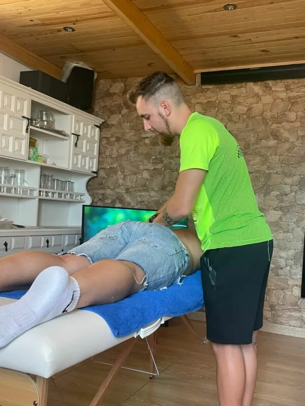 Sesión de fisioterapia presencial - Imagen 6