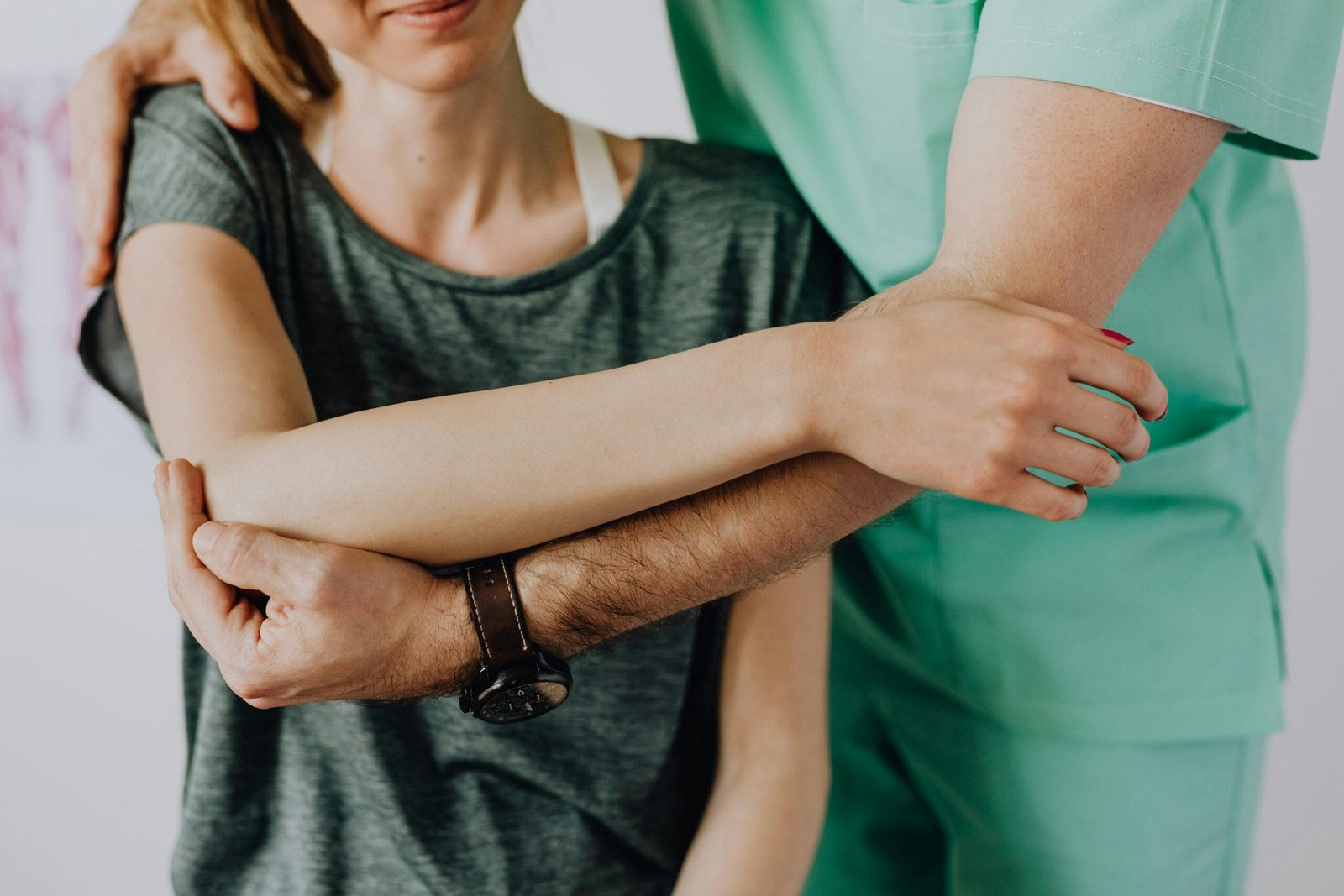 Las 7 Lesiones Deportivas de Hombro Más Comunes y Cómo Tratarlas Efectivamente 1 tendinitis hombro